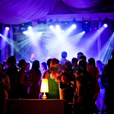 Dinamična rasvjeta za plesni podij